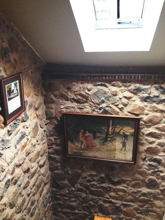 Berwick Hall Cottage Moira  Стая снимка